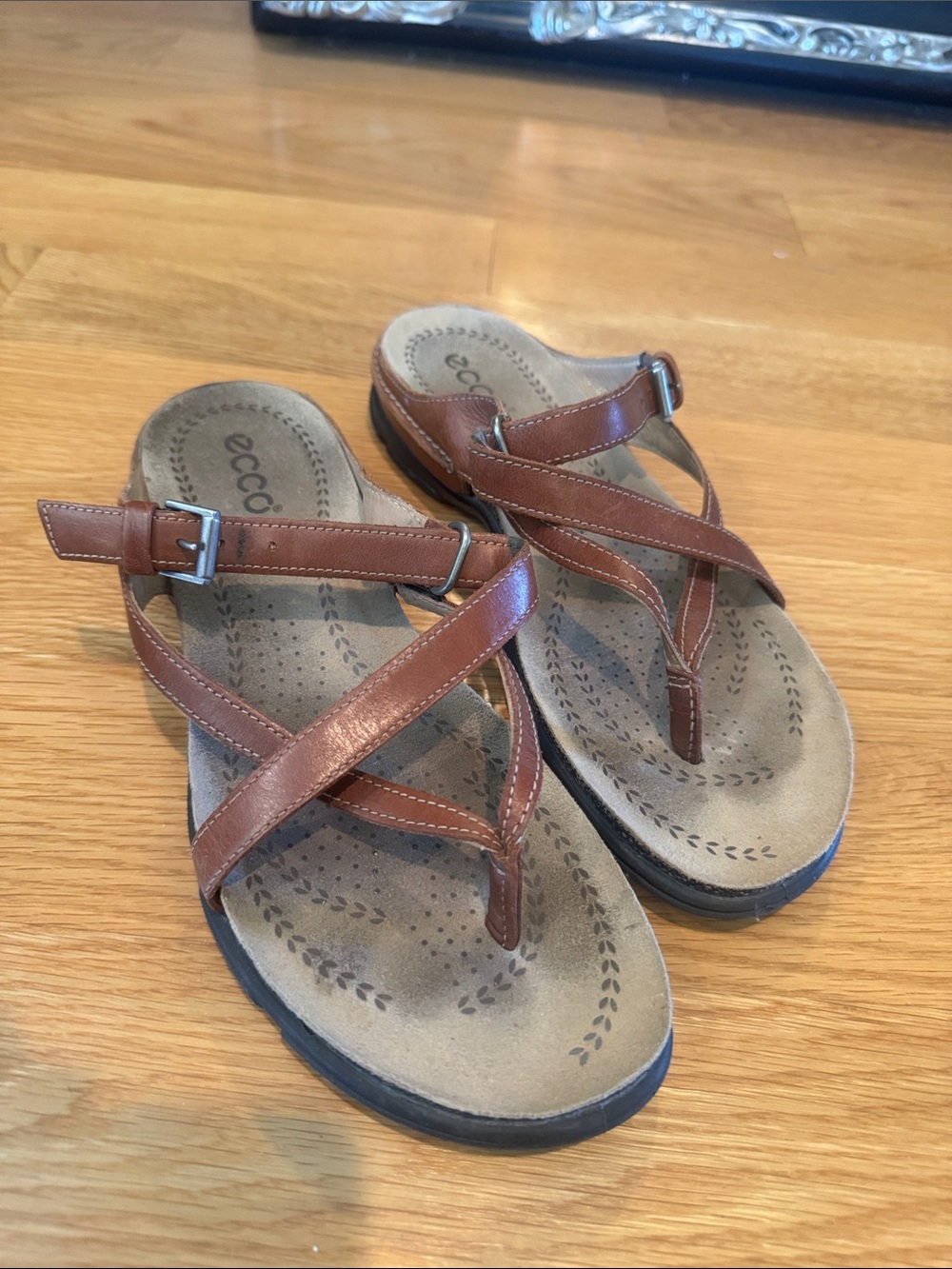 Ecco Brown Leather Cross-Strap Sandals with Buckle